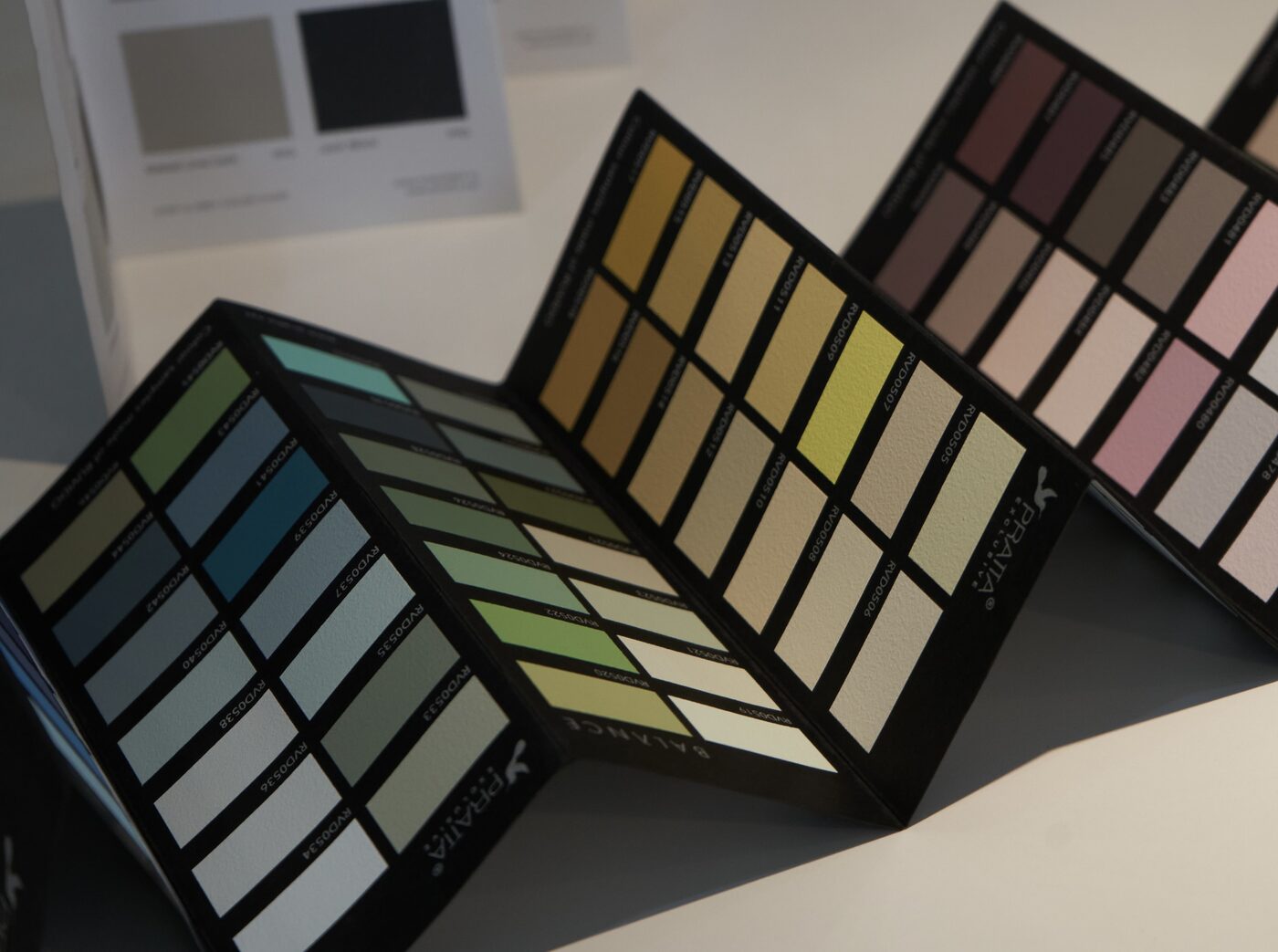 Pratta colour palettes